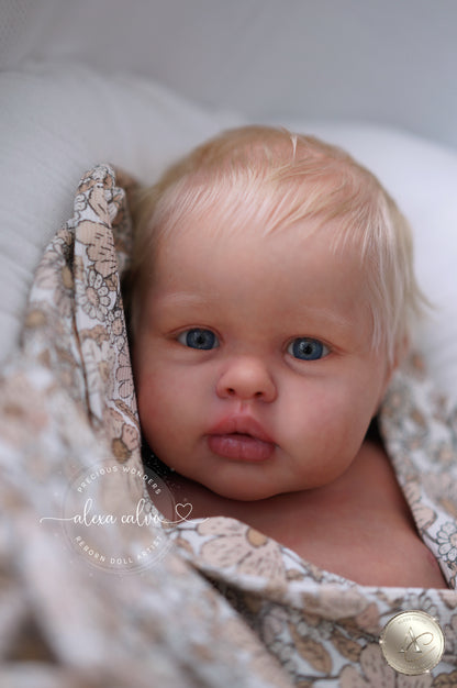 Baby Ellie  - Prototype by Irina Kaplanskaya, Reborn by Alexa Calvo