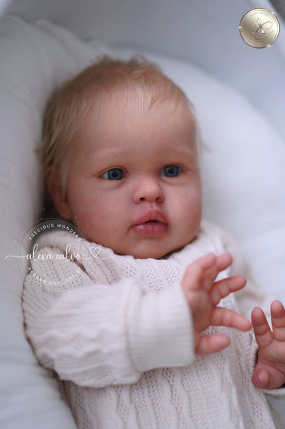 Baby Ellie  - Prototype by Irina Kaplanskaya, Reborn by Alexa Calvo