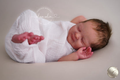 Baby Olivia  - Prototype by Irina Kaplanskaya, Reborn by Alexa Calvo